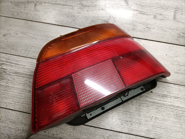 bontott BMW 5 E39 Jobb Hátsó Lámpa