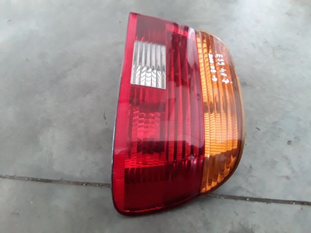 bontott BMW 5 E39 Jobb Hátsó Lámpa
