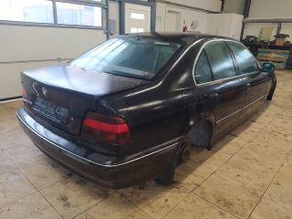 bontott BMW 5 E39 Jobb hátsó Vízlehúzó Gumicsík
