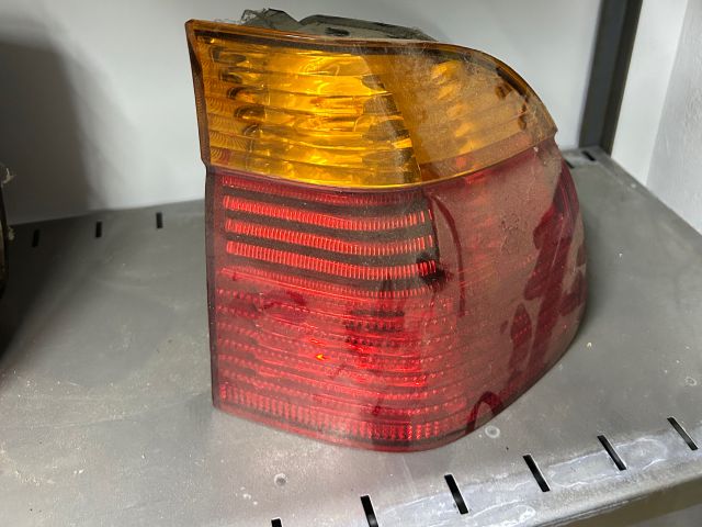 bontott BMW 5 E39 Jobb Külső Hátsó Lámpa