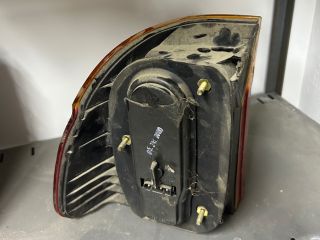 bontott BMW 5 E39 Jobb Külső Hátsó Lámpa