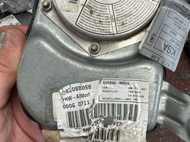 bontott BMW 5 E39 Jobb Oldallégzsák