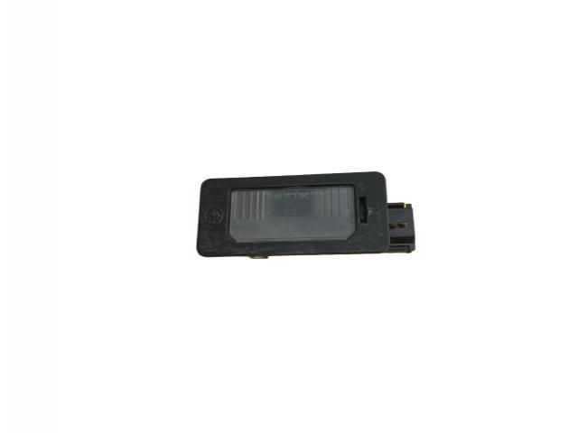 bontott BMW 5 E39 Jobb Rendszámtábla Világítás