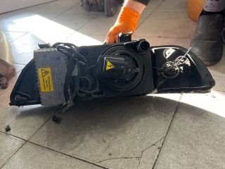 bontott BMW 5 E39 Jobb Xenon Fényszóró