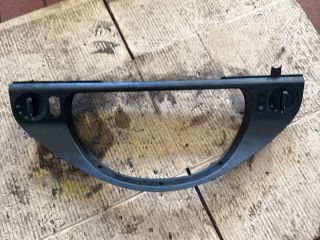 bontott BMW 5 E39 Kilométeróra Keret