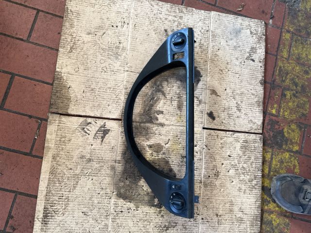 bontott BMW 5 E39 Kilométeróra Keret