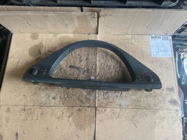 bontott BMW 5 E39 Kilométeróra Keret