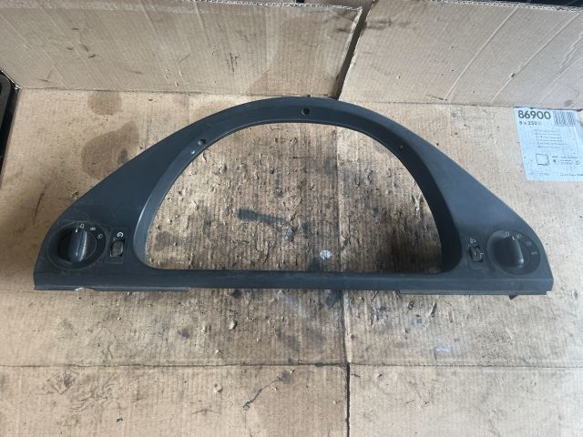 bontott BMW 5 E39 Kilométeróra Keret