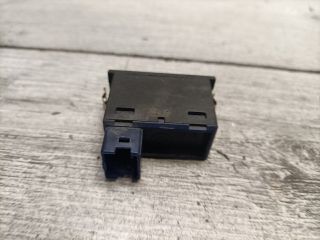 bontott BMW 5 E39 Kipörgésgátló Kapcsoló