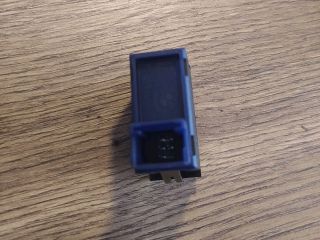 bontott BMW 5 E39 Kipörgésgátló Kapcsoló