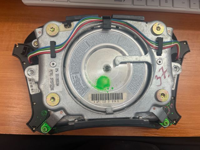 bontott BMW 5 E39 Kormánylégzsák