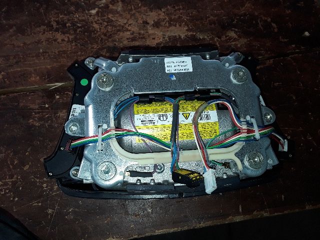 bontott BMW 5 E39 Kormánylégzsák