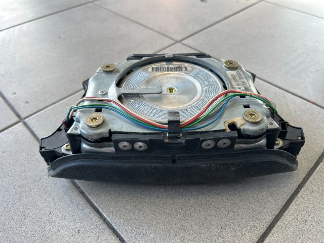 bontott BMW 5 E39 Kormánylégzsák