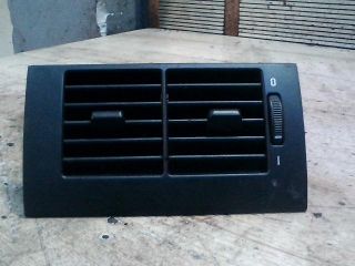 bontott BMW 5 E39 Középső Szellőző