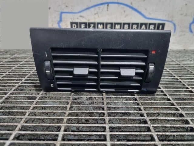 bontott BMW 5 E39 Középső Szellőző