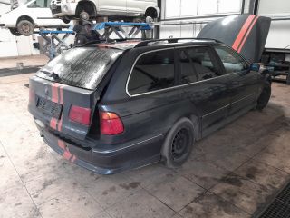 bontott BMW 5 E39 Kürt
