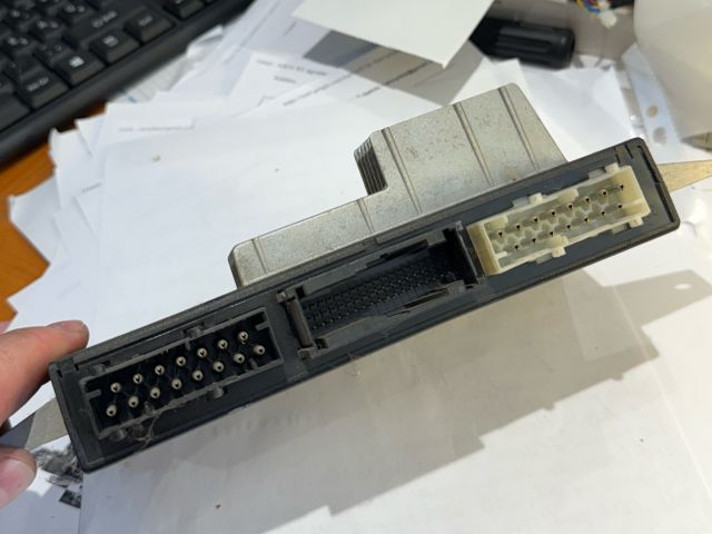 bontott BMW 5 E39 Lámpa Vezérlő