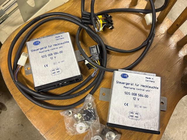 bontott BMW 5 E39 Lámpa Vezérlő