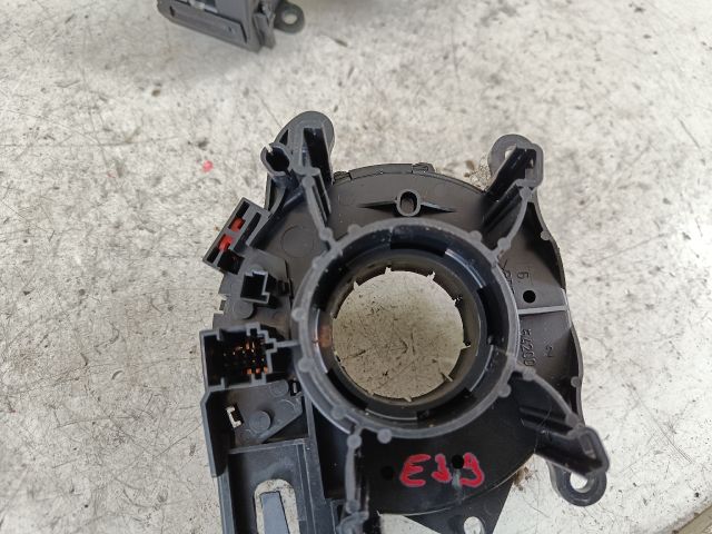 bontott BMW 5 E39 Légzsák Átvezető Szalagkábel