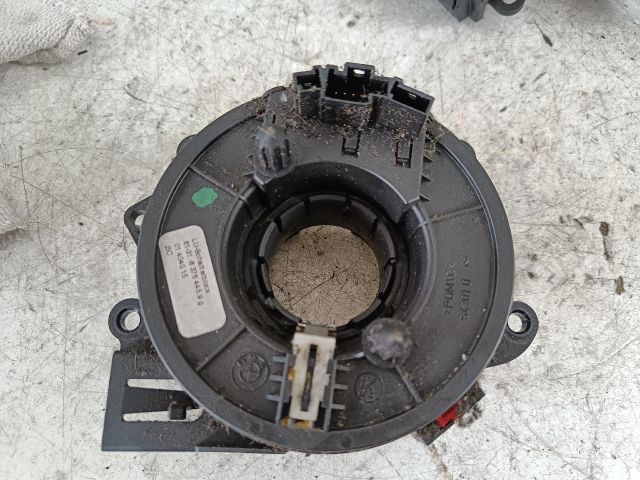 bontott BMW 5 E39 Légzsák Átvezető Szalagkábel