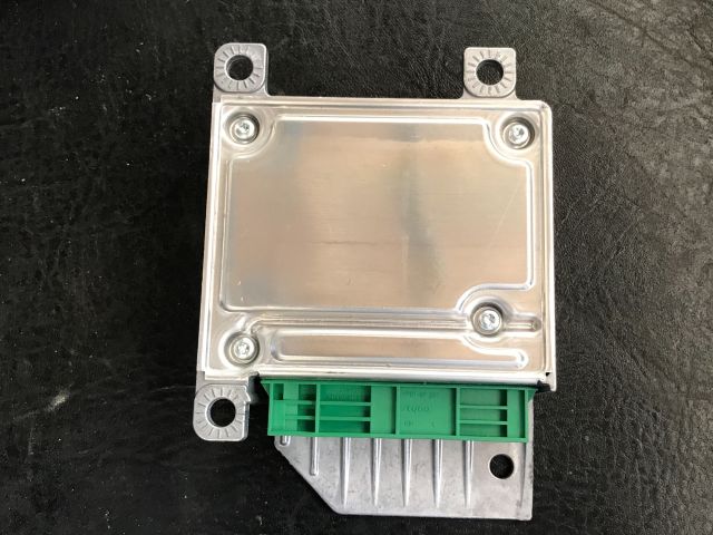 bontott BMW 5 E39 Légzsák Indító Modul Oldallégzsák