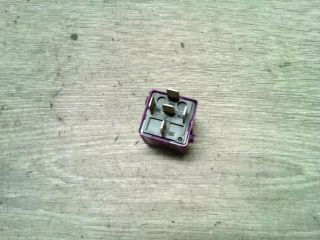 bontott BMW 5 E39 Relé