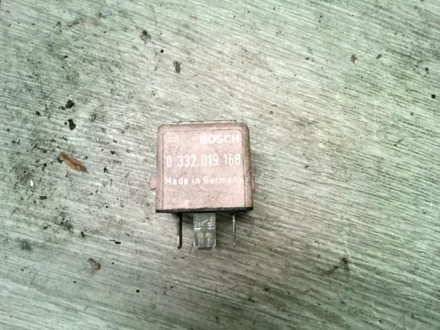 bontott BMW 5 E39 Relé