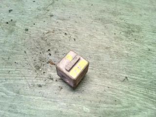 bontott BMW 5 E39 Relé