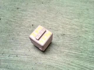 bontott BMW 5 E39 Relé