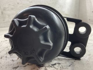 bontott BMW 5 E39 Szervóolaj Tartály