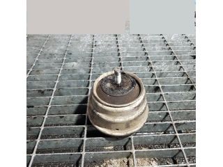 bontott BMW 5 E39 Tartó Bak