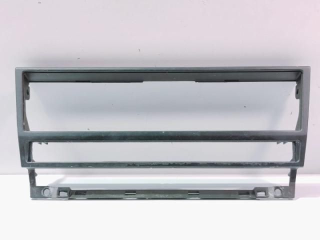 bontott BMW 5 E39 Tartó Bak