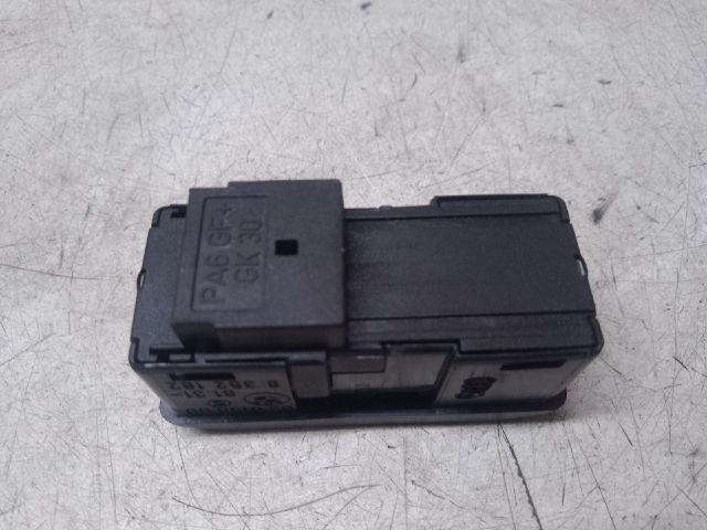 bontott BMW 5 E39 Tetőablak Kapcsoló