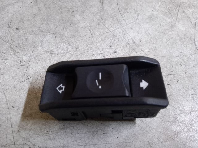 bontott BMW 5 E39 Tetőablak Kapcsoló