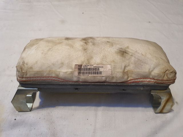 bontott BMW 5 E39 Utasoldali Légzsák