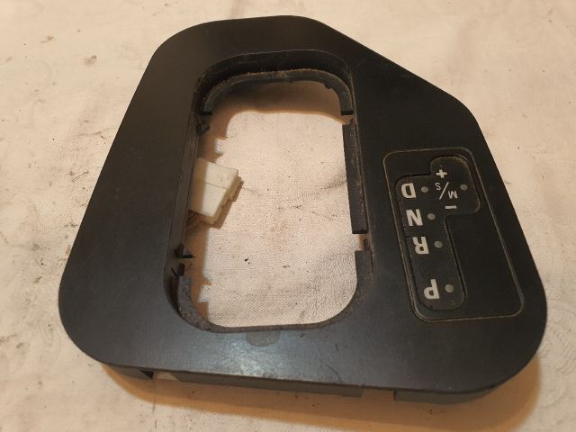 bontott BMW 5 E39 Váltókar Keret