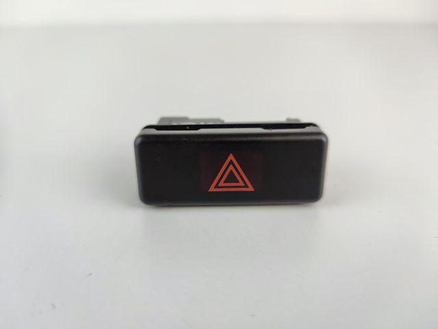 bontott BMW 5 E39 Vészvillogó Kapcsoló