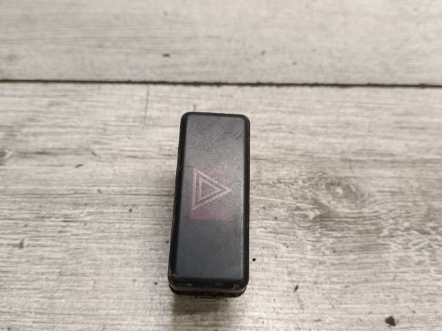 bontott BMW 5 E39 Vészvillogó Kapcsoló