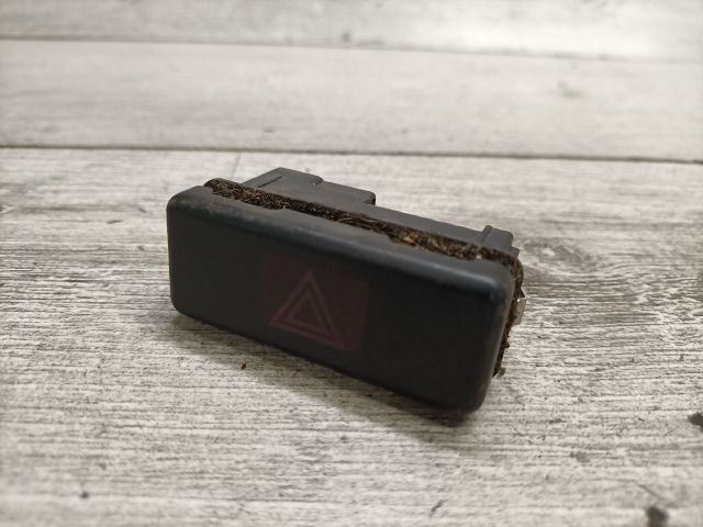 bontott BMW 5 E39 Vészvillogó Kapcsoló