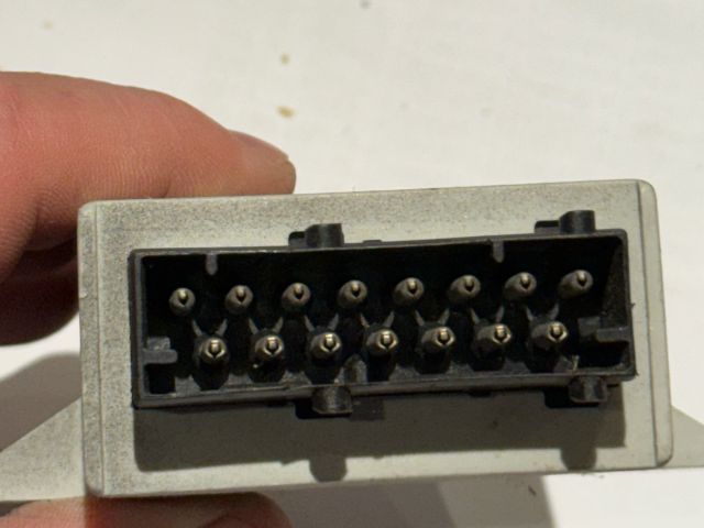 bontott BMW 5 E39 Vonóhorog Elektronika