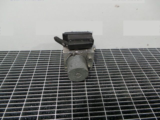 bontott BMW 5 E60 ABS Kocka