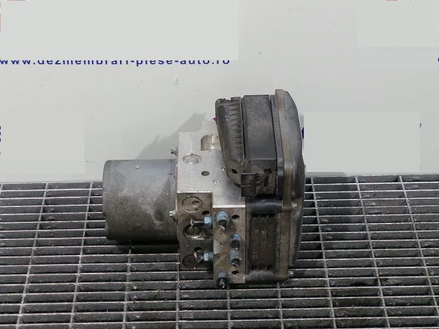 bontott BMW 5 E60 ABS Kocka