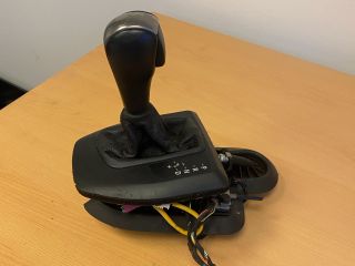 bontott BMW 5 E60 Automata Váltókar