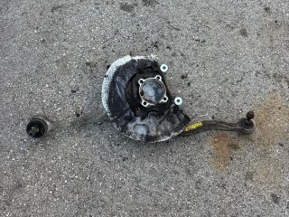 bontott BMW 5 E60 Bal első Csonkállvány