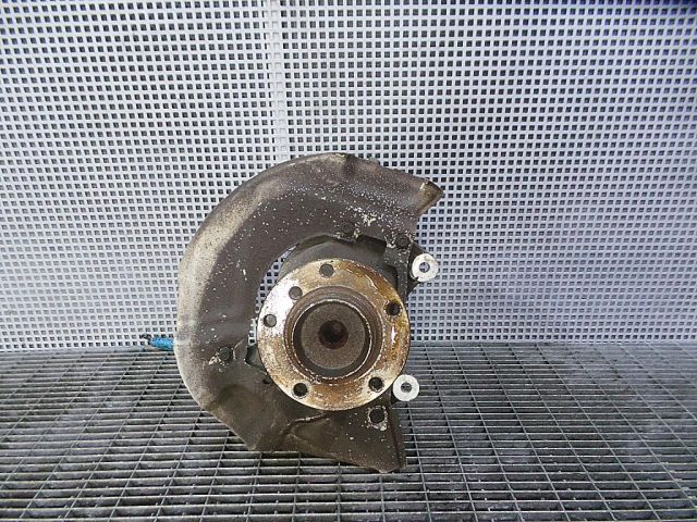 bontott BMW 5 E60 Bal első Csonkállvány