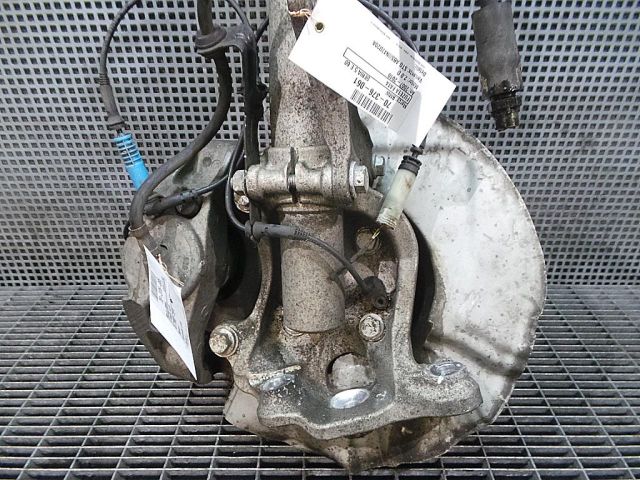 bontott BMW 5 E60 Bal első Csonkállvány