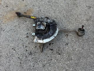 bontott BMW 5 E60 Bal első Csonkállvány