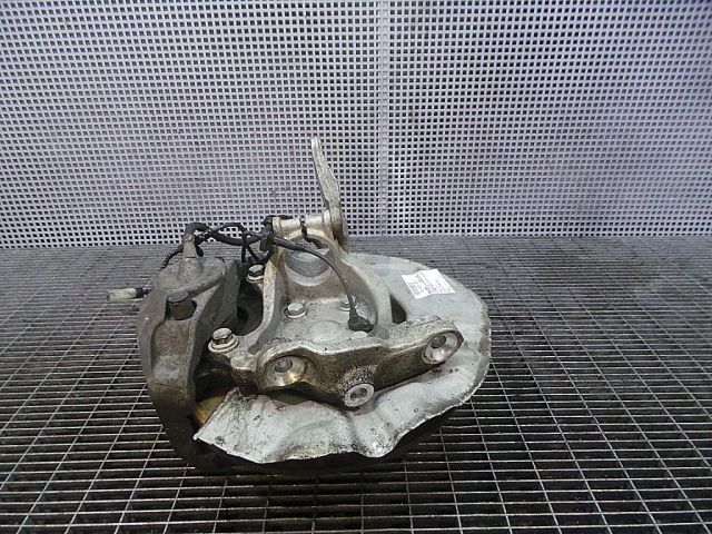 bontott BMW 5 E60 Bal első Csonkállvány