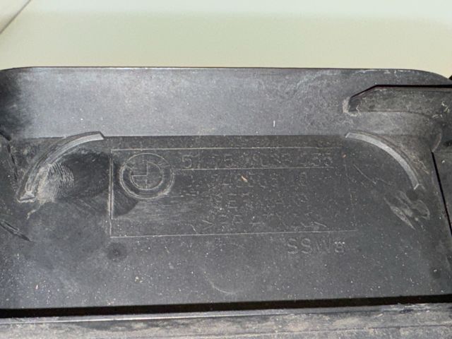 bontott BMW 5 E60 Bal első Fék Hűtő Cső