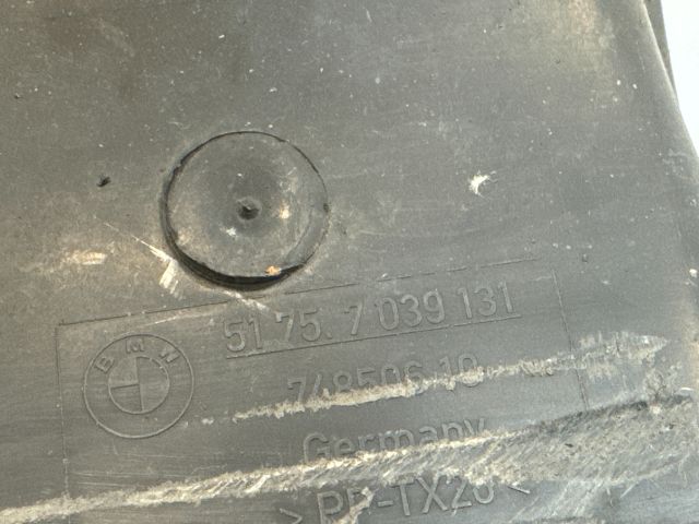 bontott BMW 5 E60 Bal első Fék Hűtő Cső